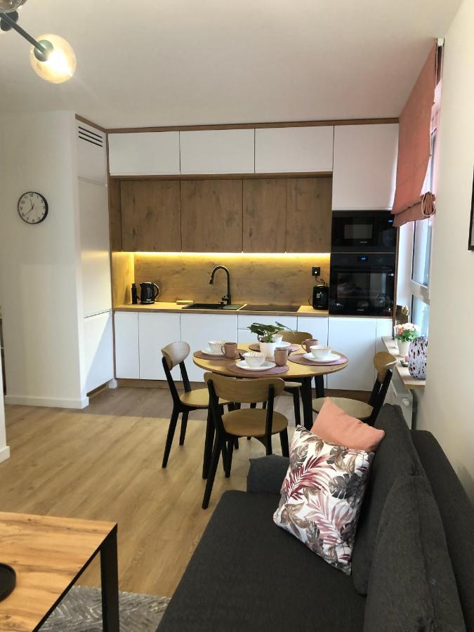 Apartament Pileckiego Nowy Dwor Mazowiecki Modlin Airport المظهر الخارجي الصورة