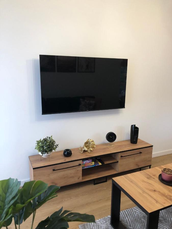 Apartament Pileckiego Nowy Dwor Mazowiecki Modlin Airport المظهر الخارجي الصورة